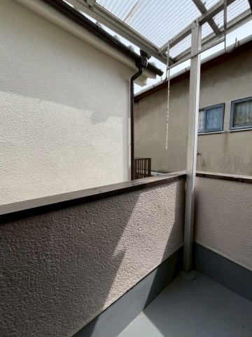 堺市中区深井中町リノベーション戸建て４ＬＤＫのバルコニー