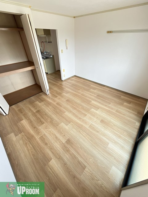 小牧市大字西之島のアパートのその他