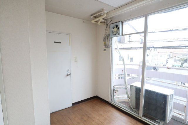 スペランザ泉ビルの内装