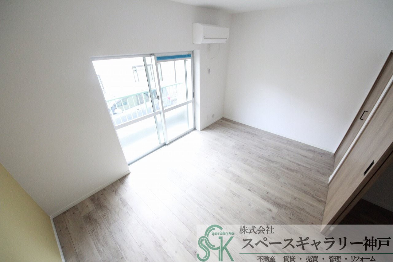 シャトールナの居間・リビング|※お部屋により仕様が異なる場合があります※