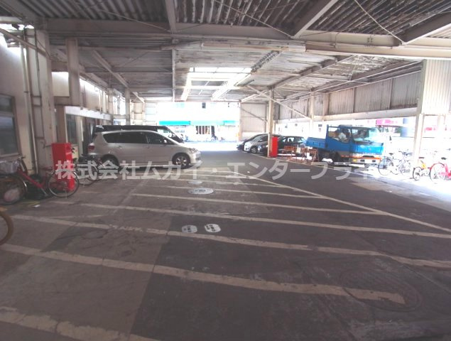 GWシューズタウンビルの内装|中はこのようになっています