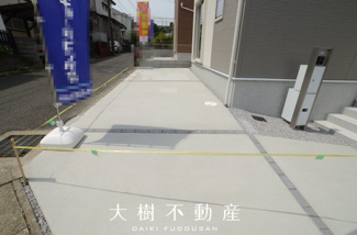 【駐車場】