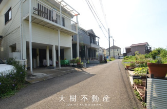 【前面道路含む現地写真】