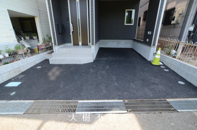 【駐車場】 | 綾瀬市上土棚北２丁目 新築戸建て 全1棟【仲介手数料無料】