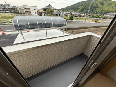 【バルコニー】 | ルミナスガーデン栄町