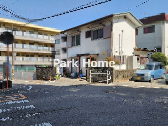 高知市薊野北町　売土地の前面道路含む現地写真