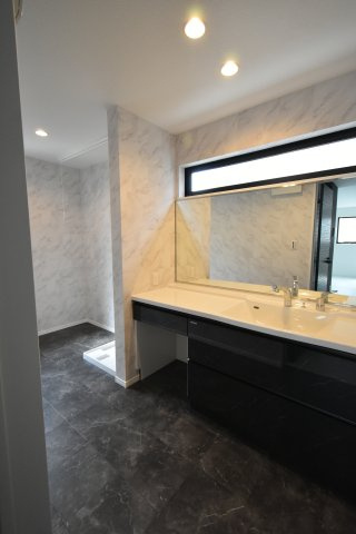 下井草4丁目・新築戸建の独立洗面台