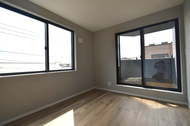 下井草4丁目・新築戸建の洋室