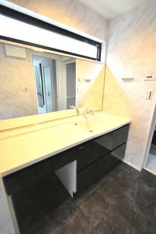 下井草4丁目・新築戸建の独立洗面台