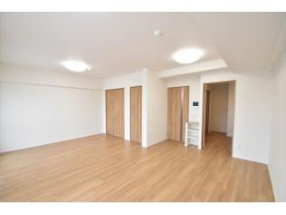 ダイアパレス皆賀　の居間・リビング