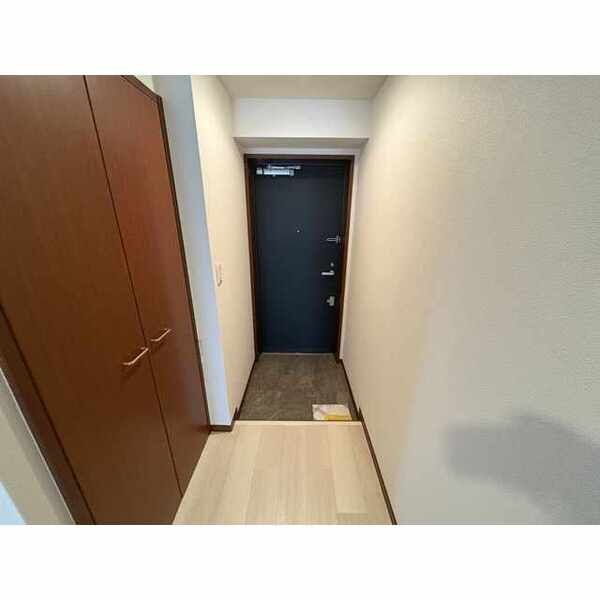 CASSIA江坂の玄関