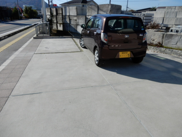 カーサ　フェリーチェの駐車場