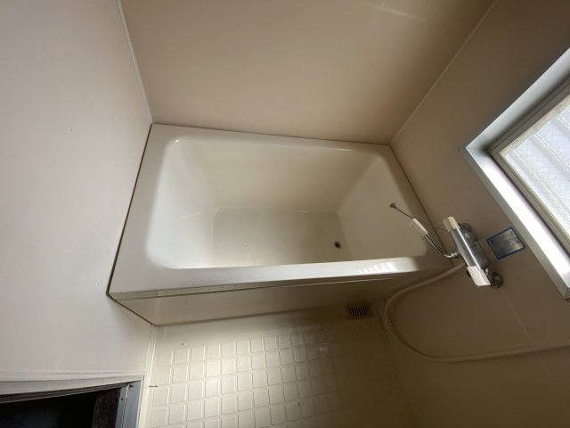 八丈グランドハイツ北棟の浴室