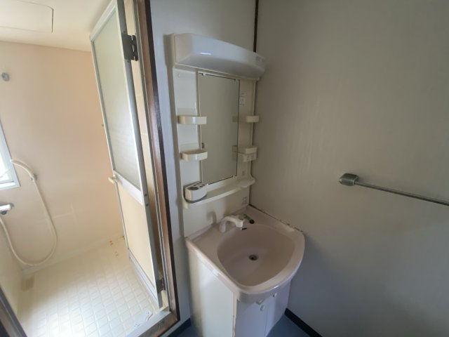 八丈グランドハイツ北棟の洗面所