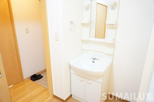 熊本市北区鶴羽田１丁目の賃貸マンションの独立洗面台