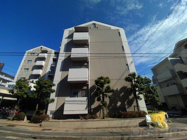 カンタル御影（旧レジデンス御影）の外観