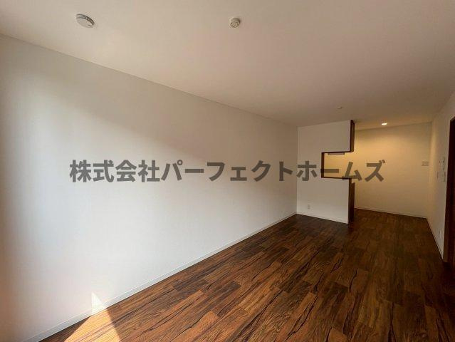 GH -STYLE武蔵の居間・リビング|こちらの居間で趣味の時間をお楽しみください
