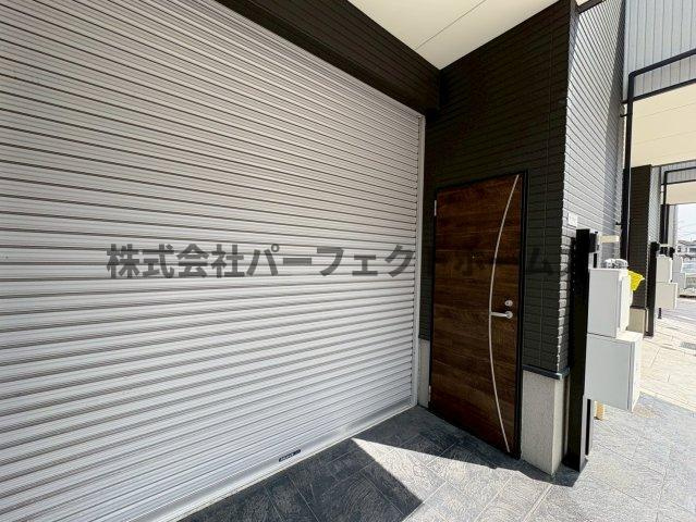 GH -STYLE武蔵のエントランス|落ち着いたエントランスです
