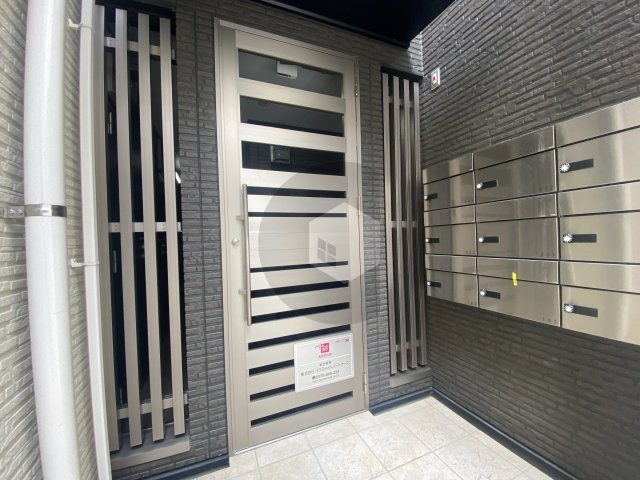 F mirai Pavoのエントランス