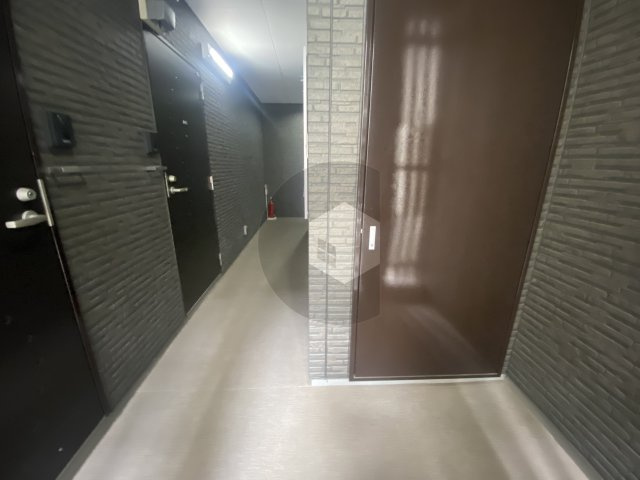 F mirai Pavoのロビー