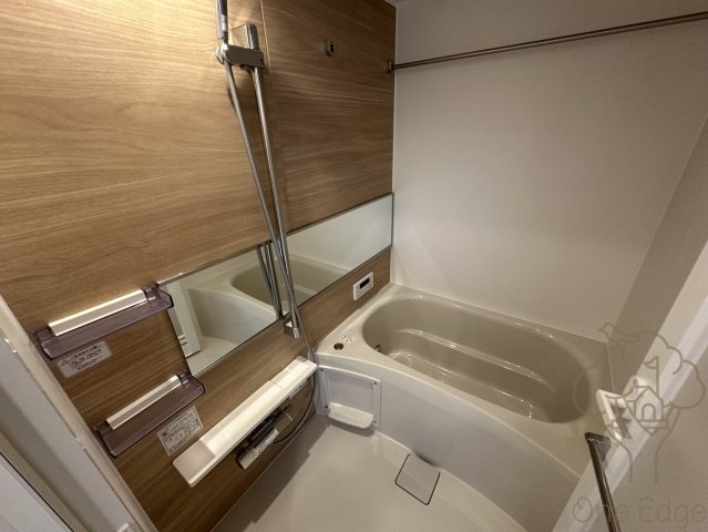 シーズンフラッツ梅田EASTの浴室