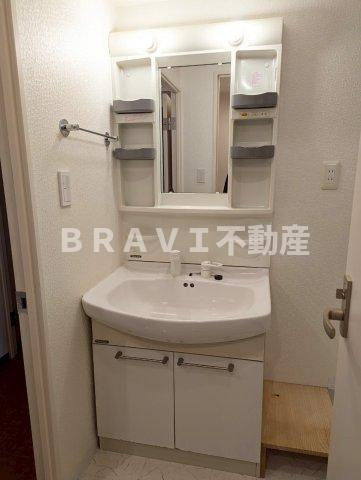大手前ストークマンション BRAVI不動産の独立洗面台|【大手前ストークマンション】