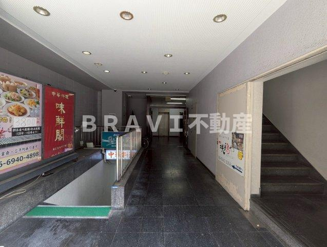 大手前ストークマンション BRAVI不動産のエントランス|【大手前ストークマンション】