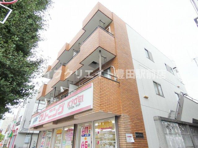 阿川マンションの外観