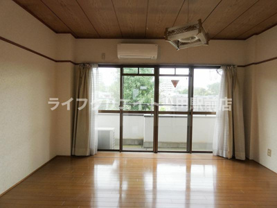 【居間・リビング】 | 阿川マンション