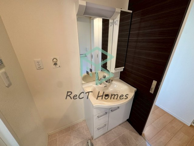 シャーメゾン姫路駅東の洗面所