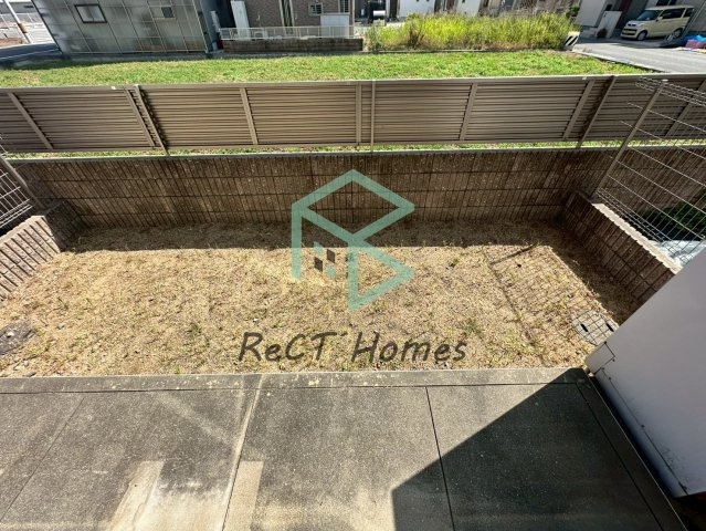 シャーメゾン姫路駅東の庭