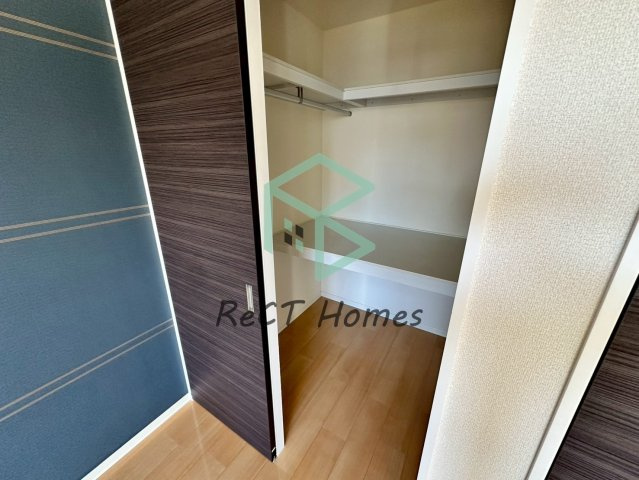 シャーメゾン姫路駅東の収納