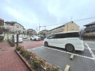 【駐車場】 | ロイヤルオーク