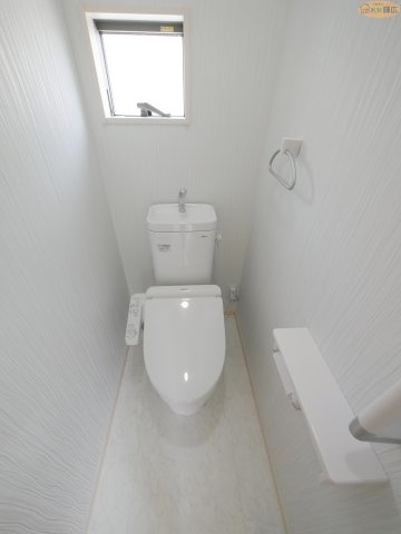 【トイレ】 | 高砂市梅井2丁目　中古戸建