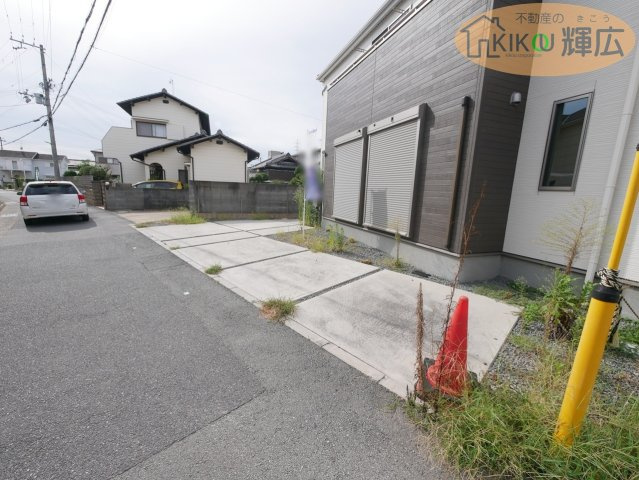 高砂市梅井2丁目　中古戸建の駐車場