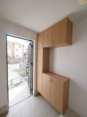 【玄関】 | 高砂市梅井2丁目　中古戸建