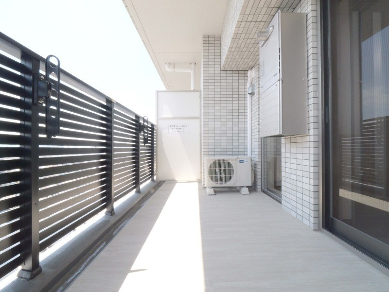 プレジオ永和ASIANのバルコニー