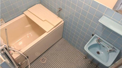 【浴室】 | メゾンウエダ | 洗面台付きのお風呂です(^^)/