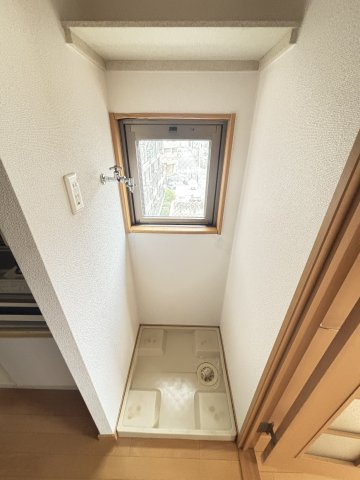 【玄関】 | ラフィーネ淡路