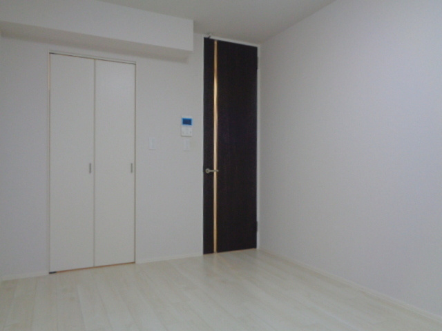 ＤＥＬＩＣＩＯＵＳ　ＬＩＦＥ　ＡＰＡＲＴＭＥＮＴＳの居間・リビング