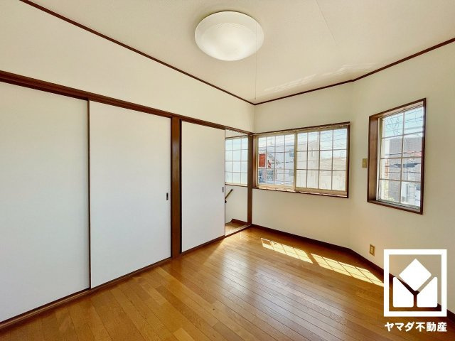 宇治市小倉町南浦の中古一戸建の寝室