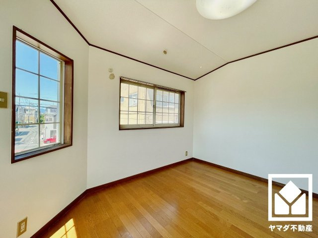 宇治市小倉町南浦の中古一戸建の寝室