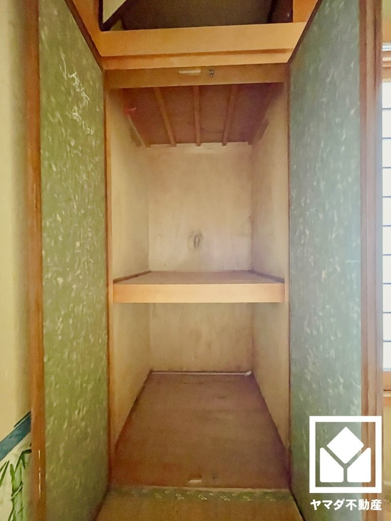 宇治市小倉町南浦の中古一戸建の収納