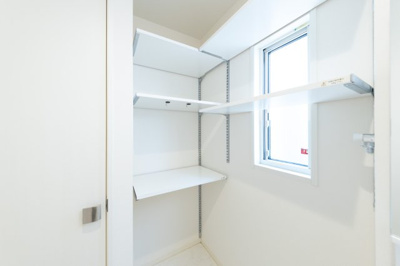 【洗面所】 | 津市久居中町 | 洗面横収納