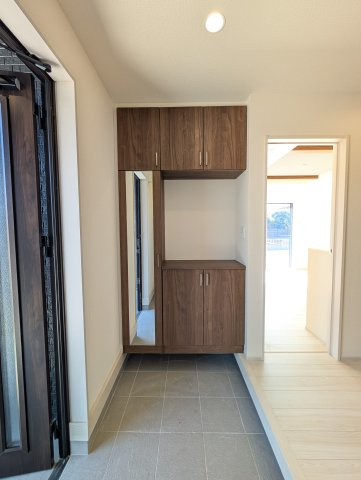 【玄関】 | ブルーミングガーデン高崎市下佐野町ー③