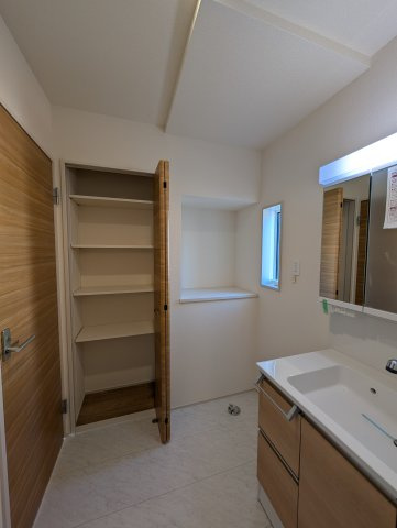 【収納】 | ブルーミングガーデン高崎市下佐野町ー② | 便利な洗面室の収納♪