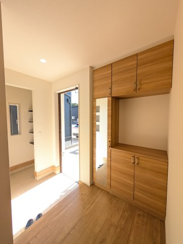 【玄関】 | ブルーミングガーデン高崎市下佐野町ー②