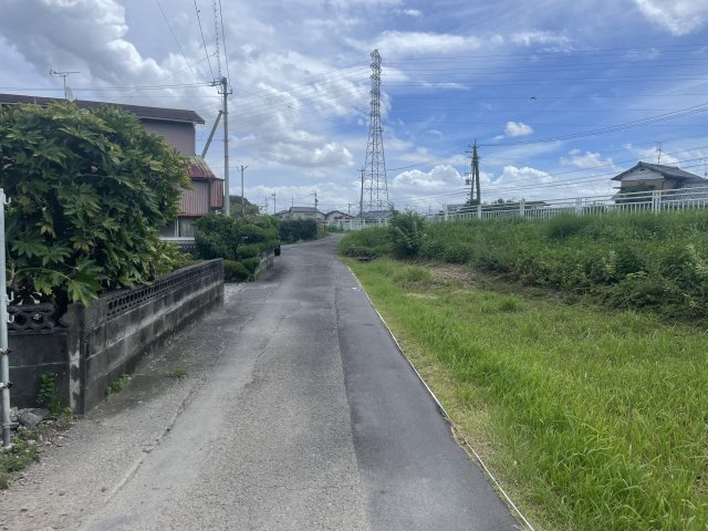 島田市中河町売土地の前面道路含む現地写真