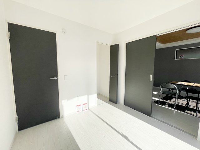 新築戸建・新築建売　いわき市平中神谷１期　Erdeの洋室