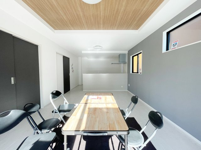 新築戸建・新築建売　いわき市平中神谷１期　Erdeの居間・リビング